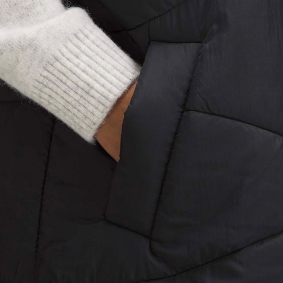 LULULEMON 3 - 1 INSULATED RAIN COAT NWT $498.00 RETAIL BLACK SZ 12 VERY OVERSIZE - Picture 9 of 14